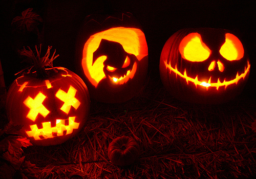 pumpkin-carving1