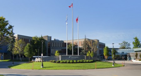 Georgian-Barrie-campus-circle-Fall-2014-698x377